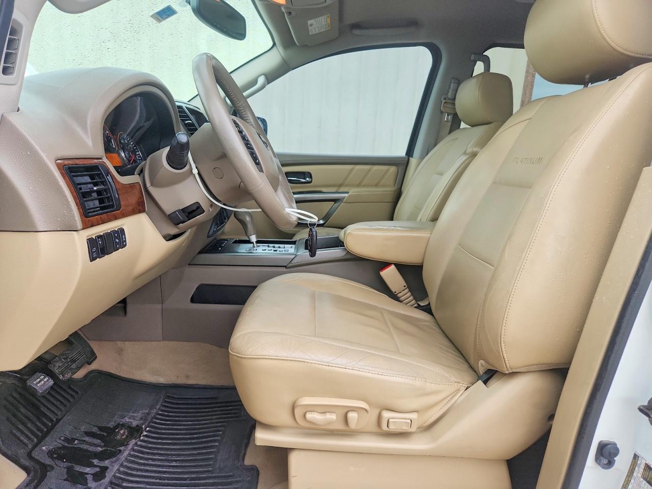 Nissan Armada Platinum