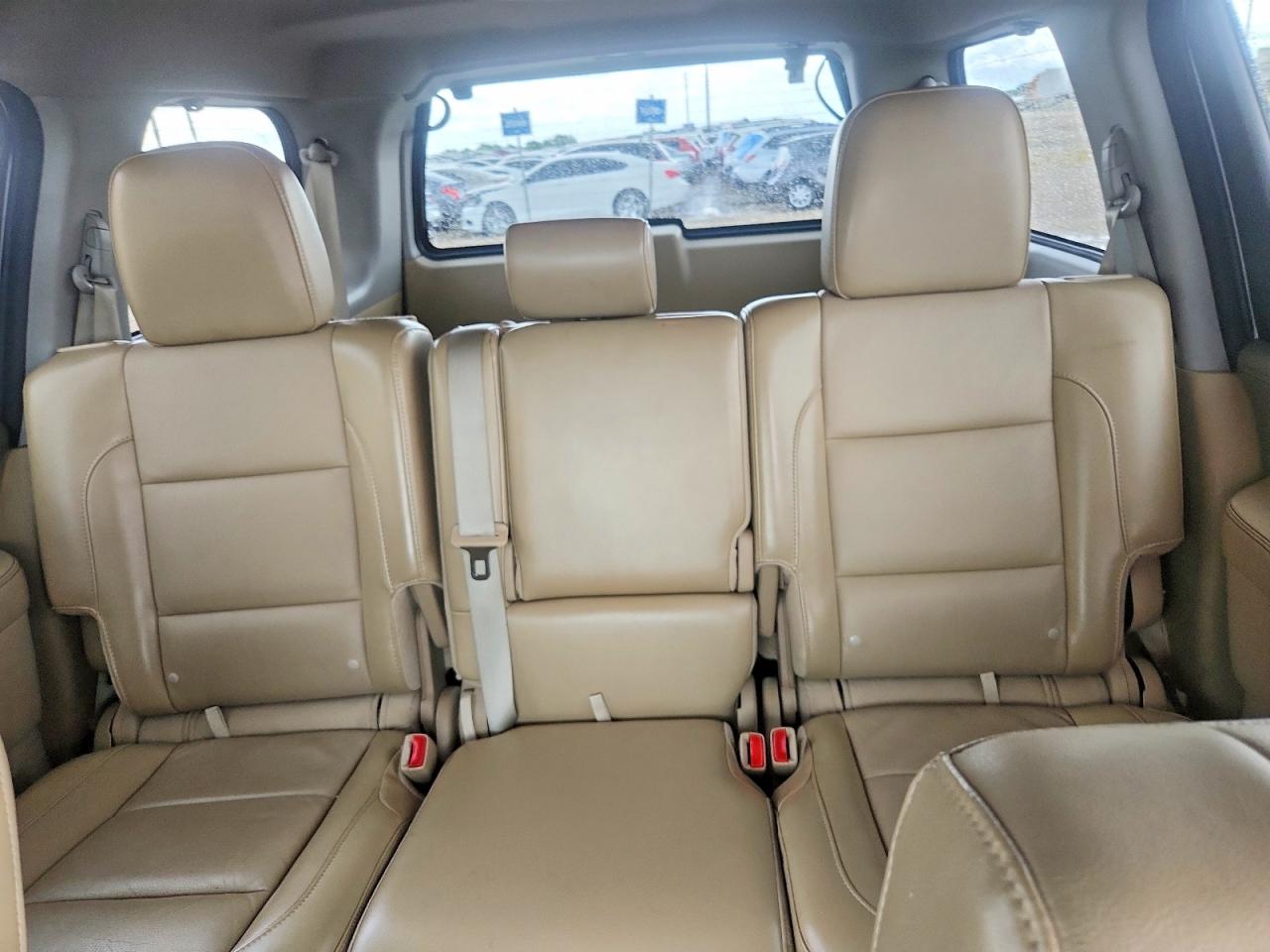 Nissan Armada Platinum
