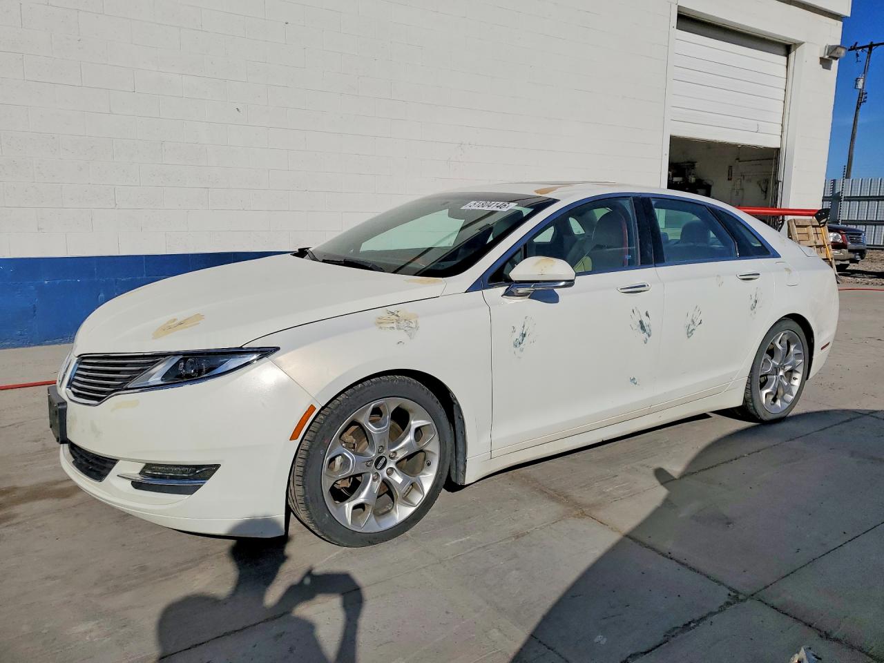 Salvage Lincoln MKZ Image