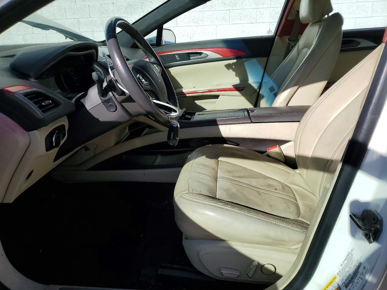 Lincoln MKZ