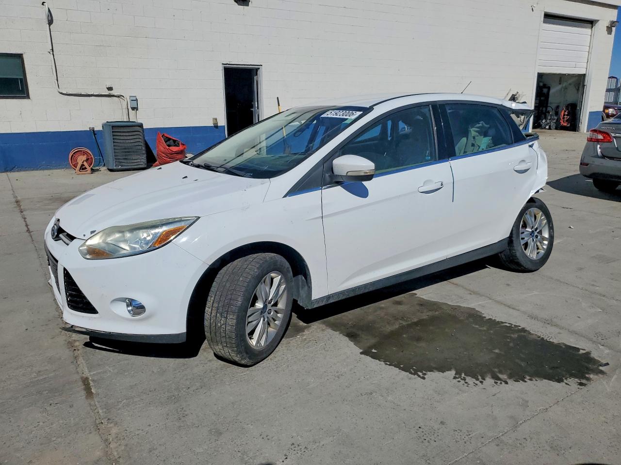 Salvage Ford Focus Image