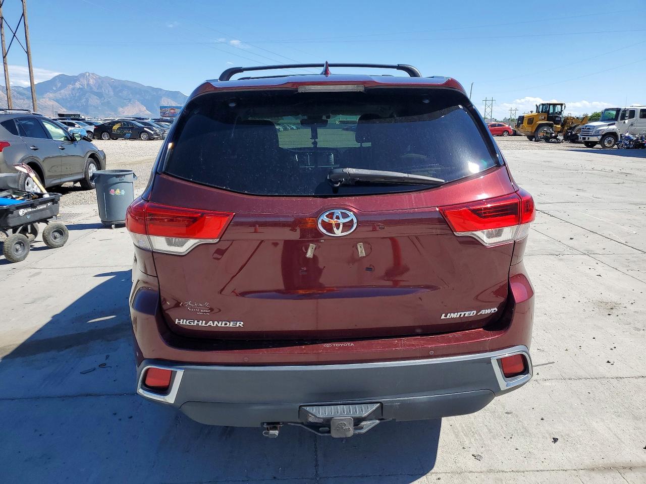 Toyota Highlander Limited Platinum