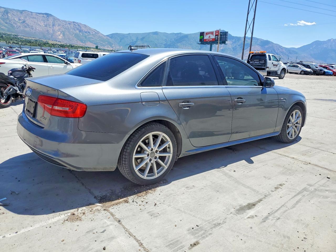 Audi A4 Premium Plus S-line