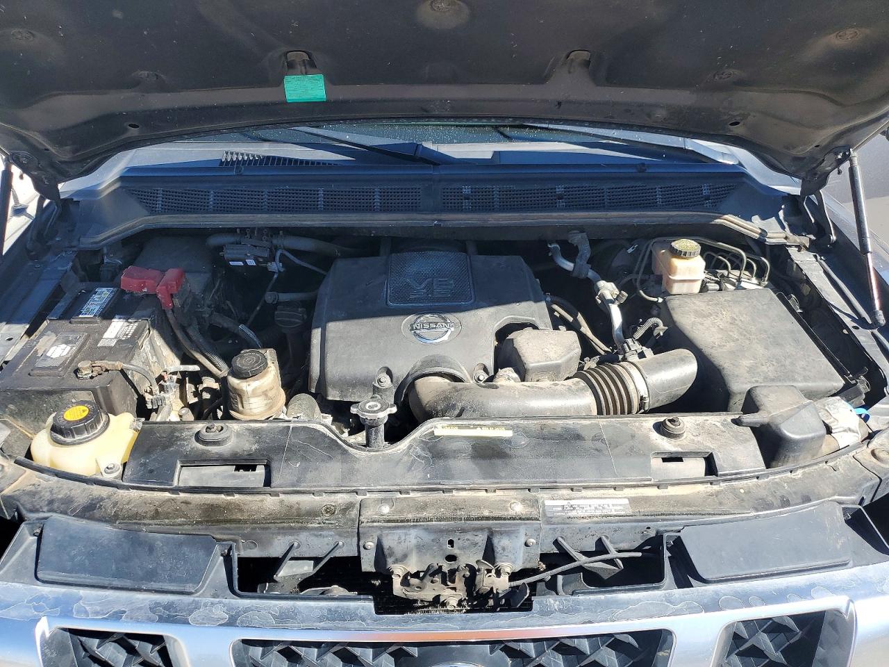 Nissan Titan Sv