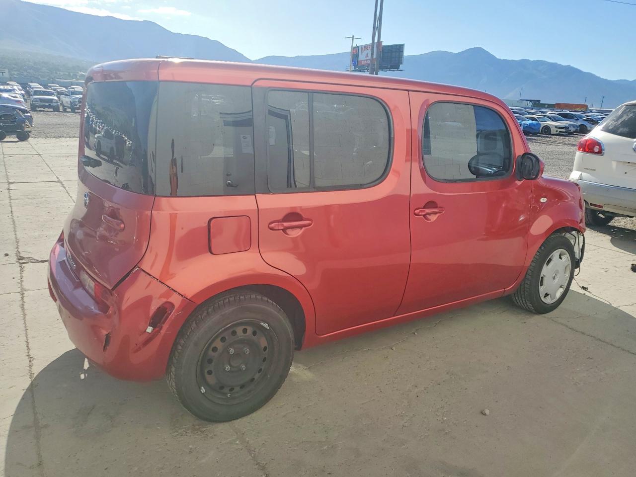 Nissan cube 1.8