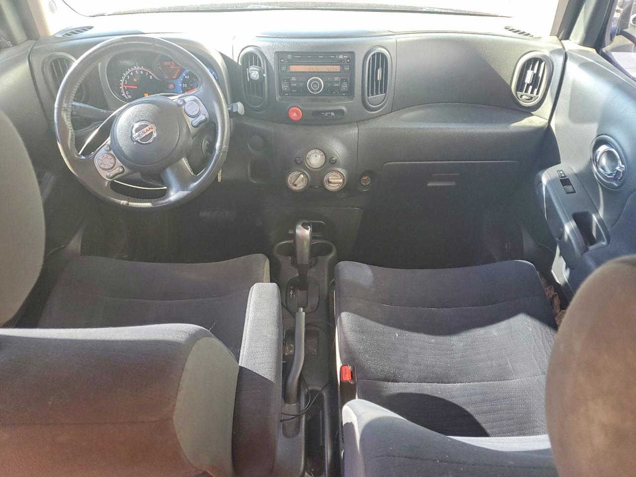 Nissan cube 1.8