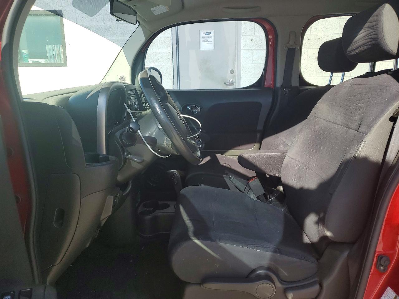 Nissan cube 1.8