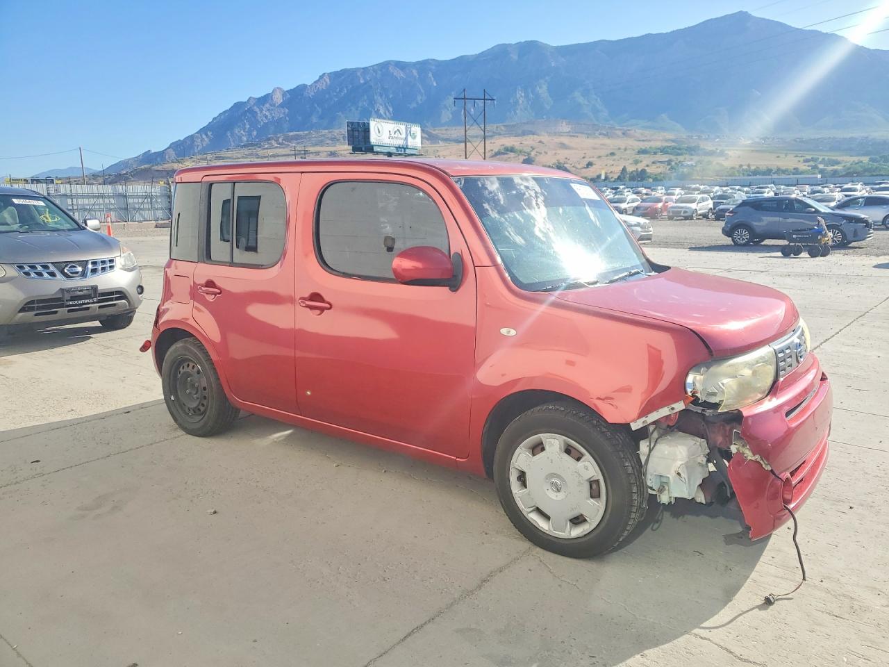 Nissan cube 1.8