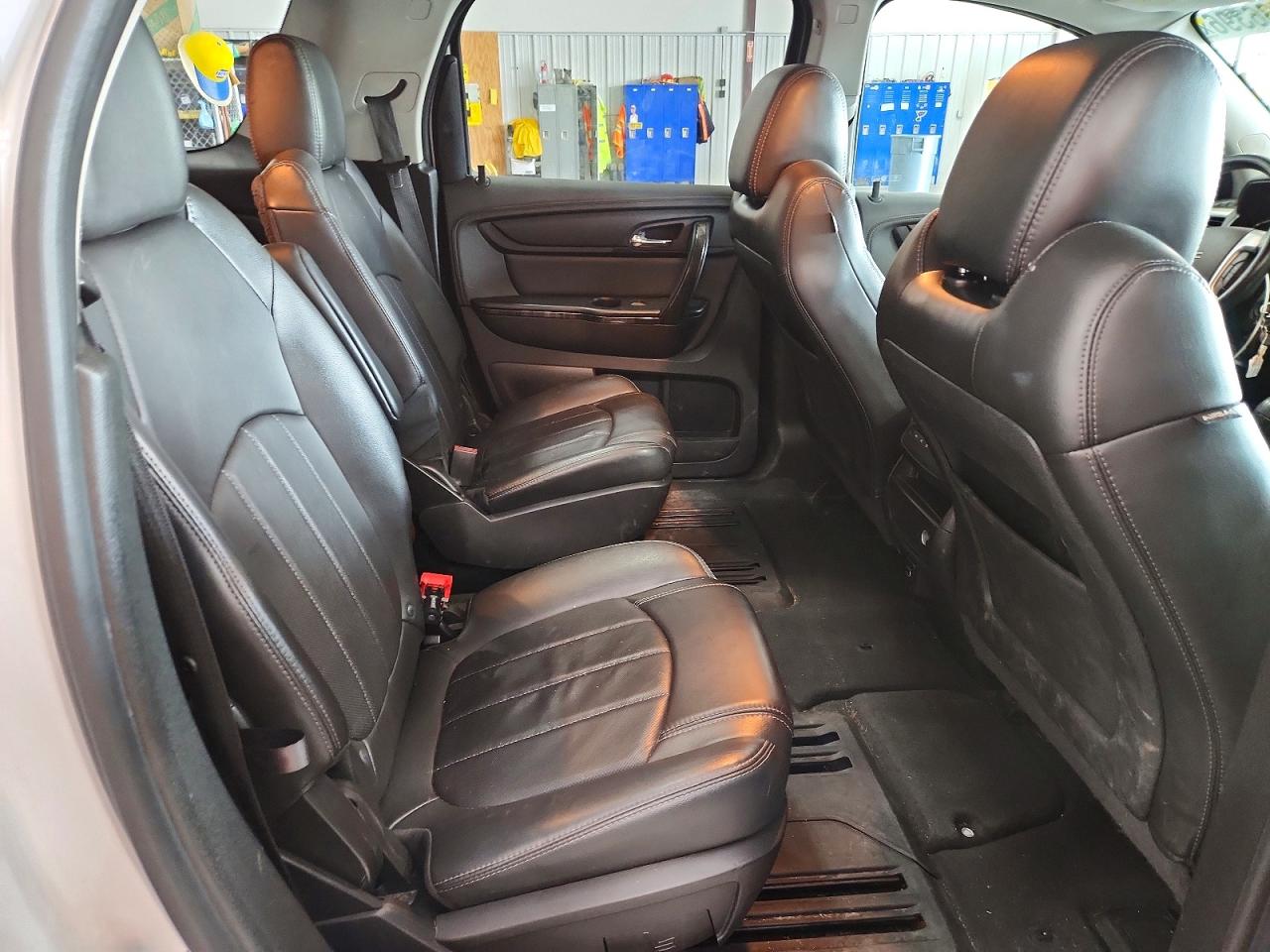 GMC Acadia Slt-2