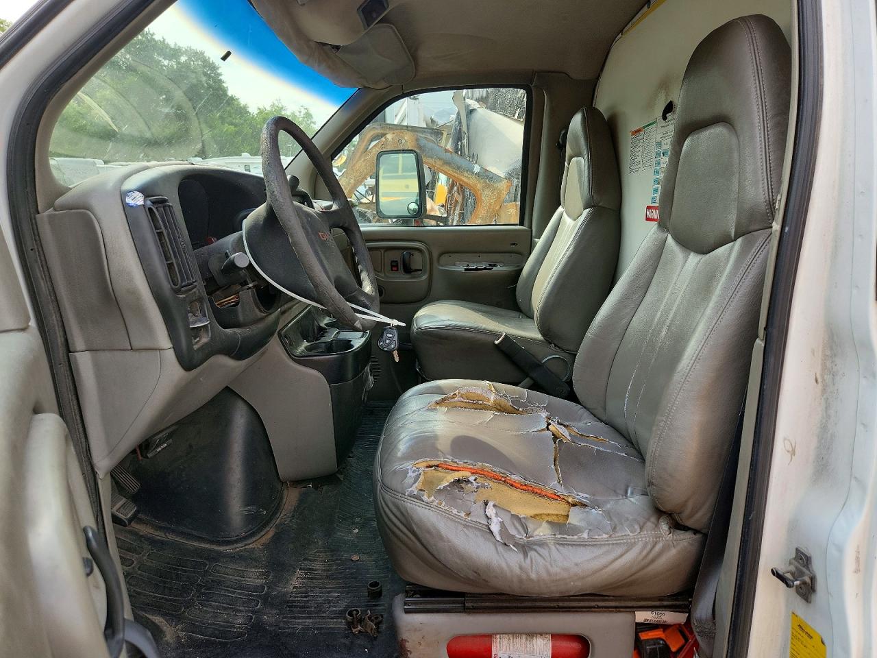GMC Savana