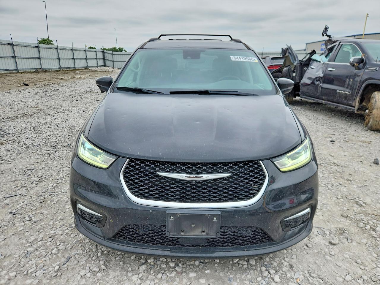 Chrysler Pacifica Touring L