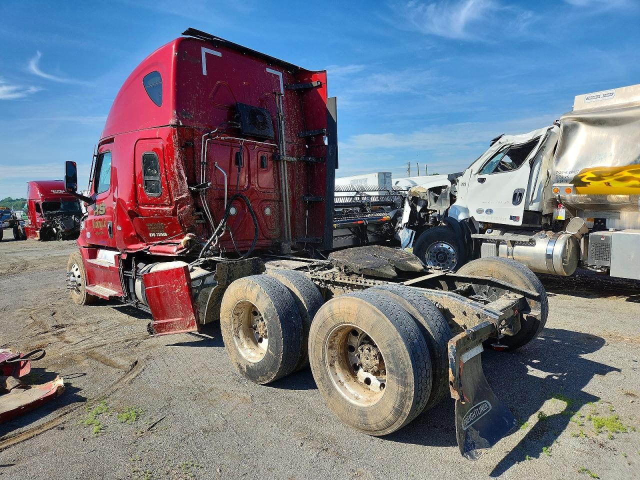Freightliner Cascadia 126