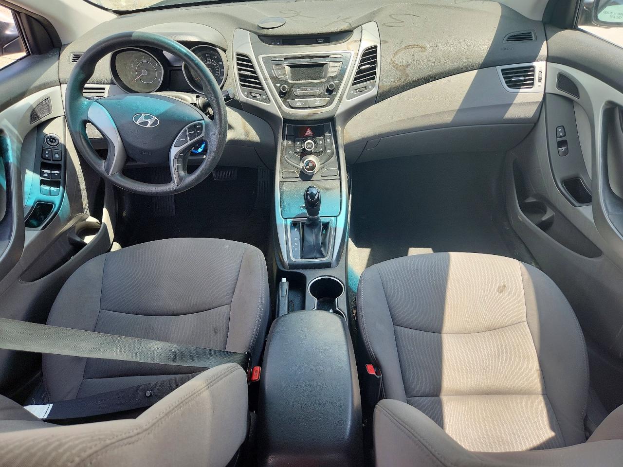 Hyundai ELANTRA Se