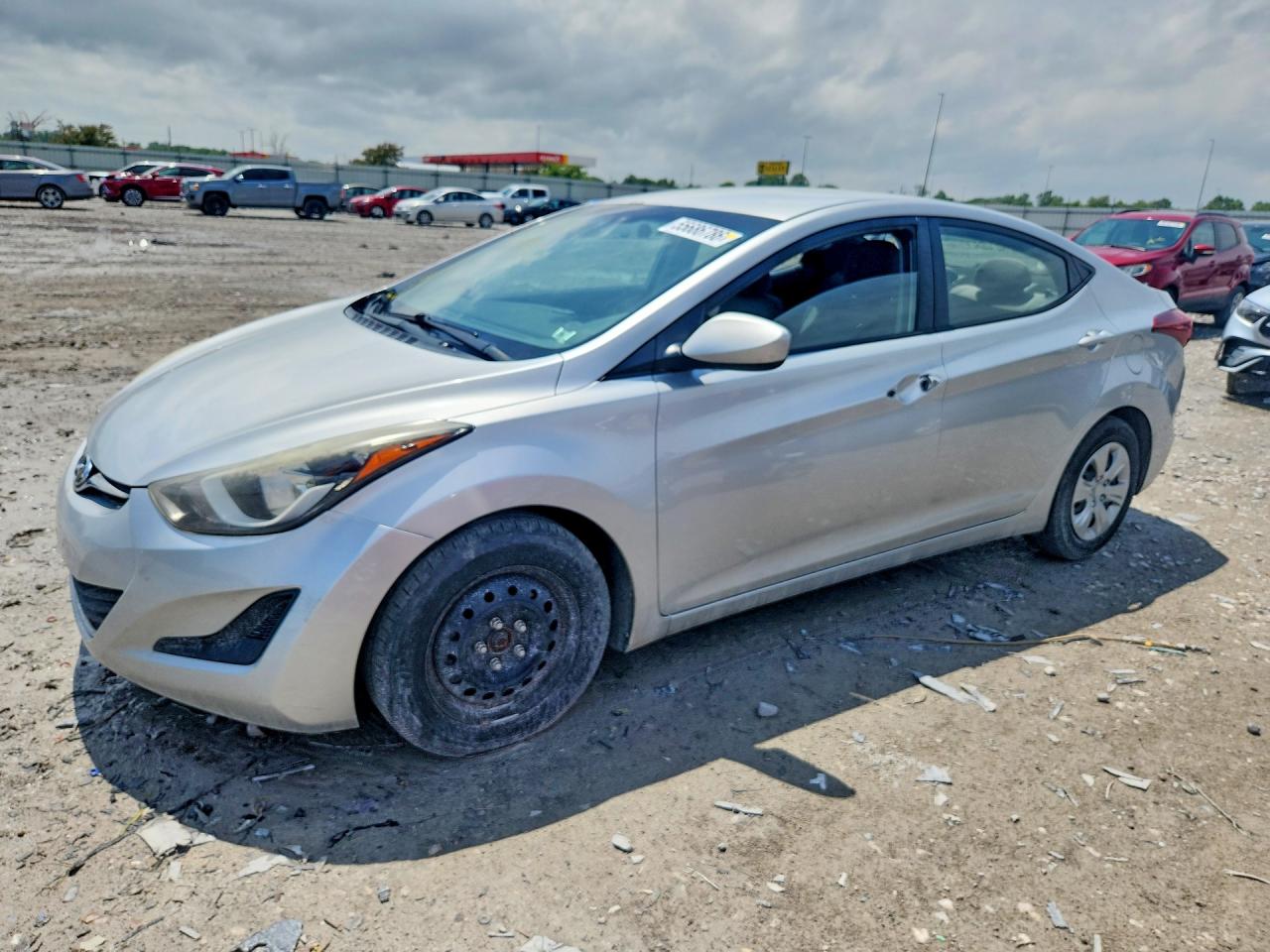 Salvage Hyundai ELANTRA Image