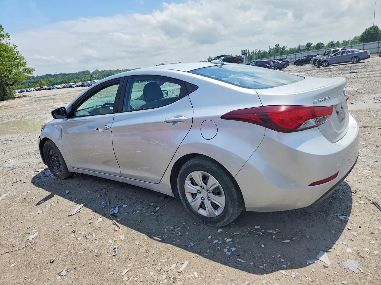 Hyundai ELANTRA Se