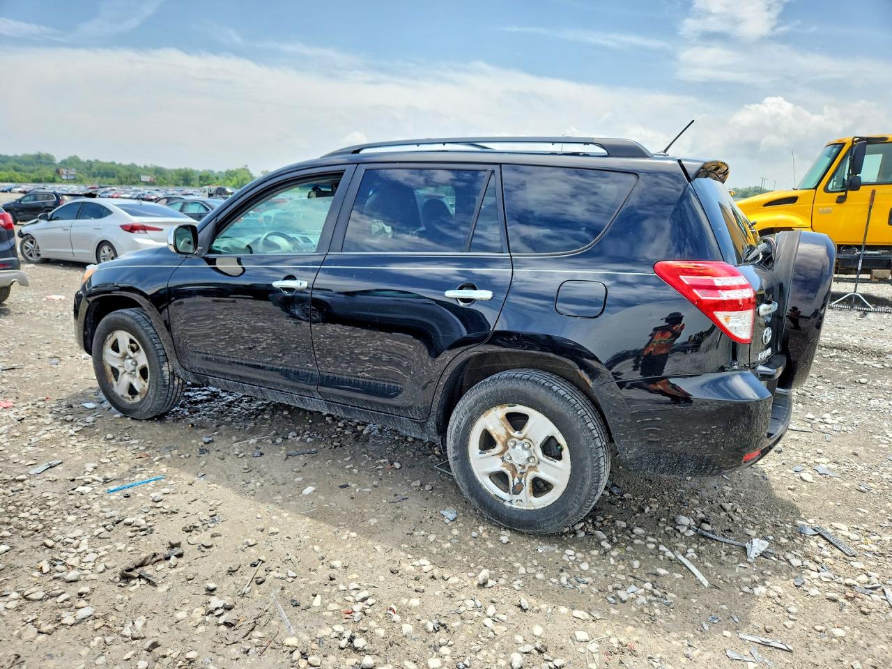 Toyota RAV4 Base