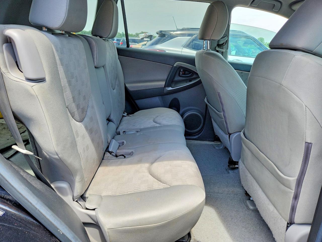 Toyota RAV4 Base