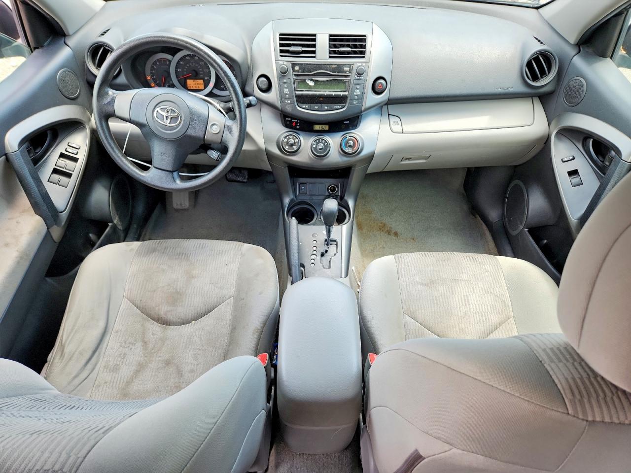 Toyota RAV4 Base