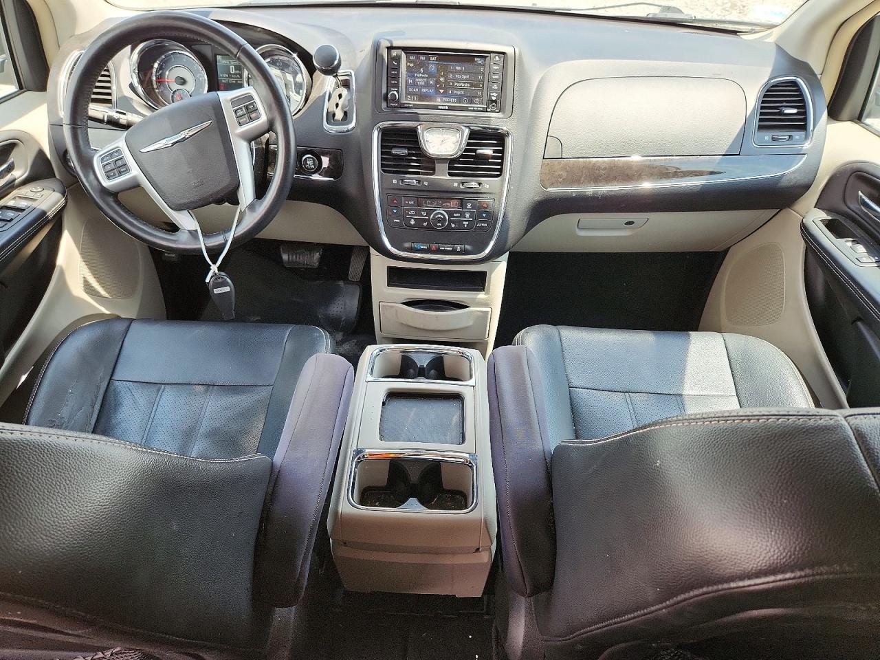 Chrysler Minivan Touring L
