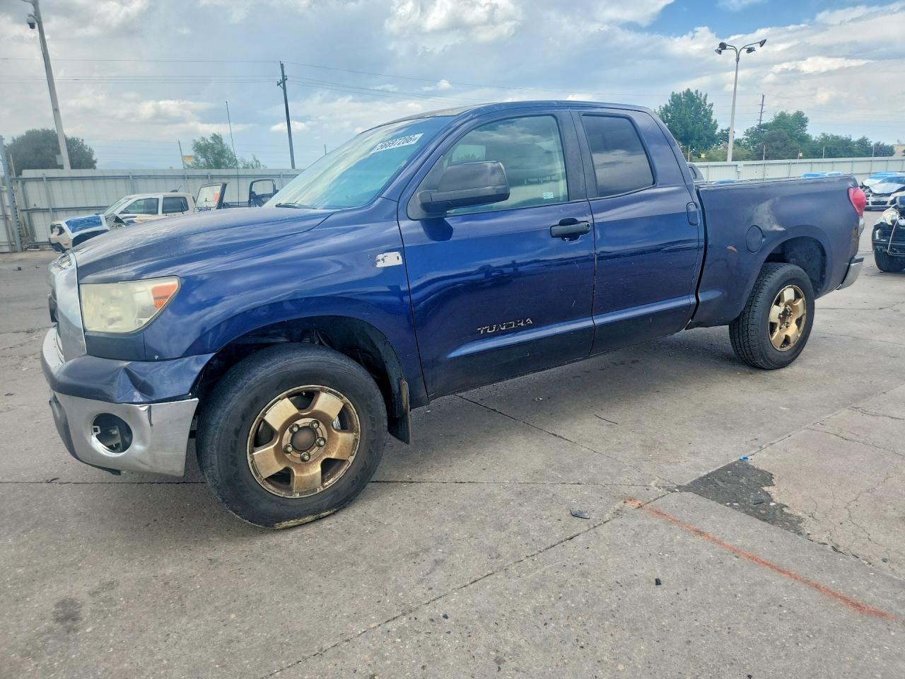 Salvage Toyota Tundra Image