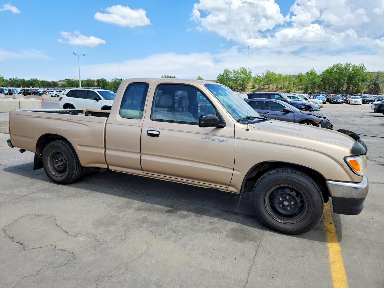 Toyota Tacoma Xtracab