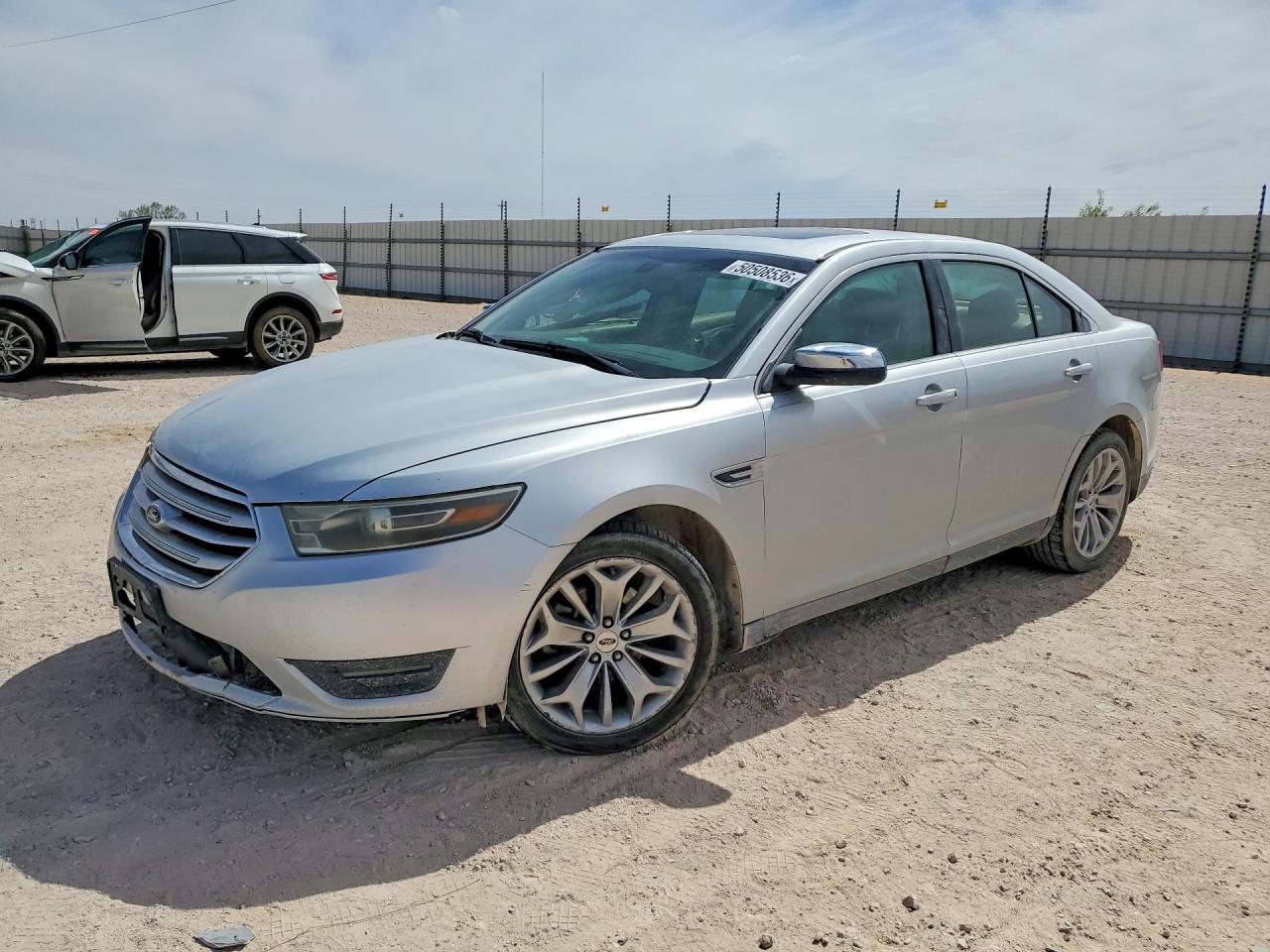 Salvage Ford Taurus Image