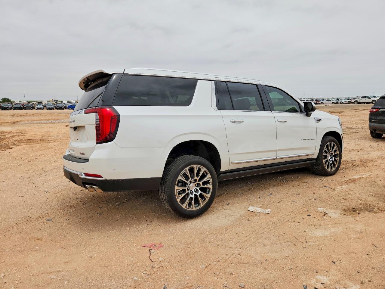 GMC Yukon Denali