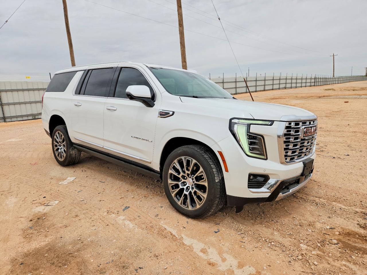GMC Yukon Denali
