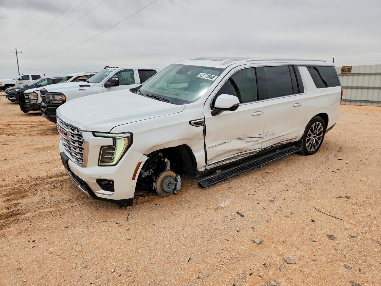 Salvage GMC Yukon Image