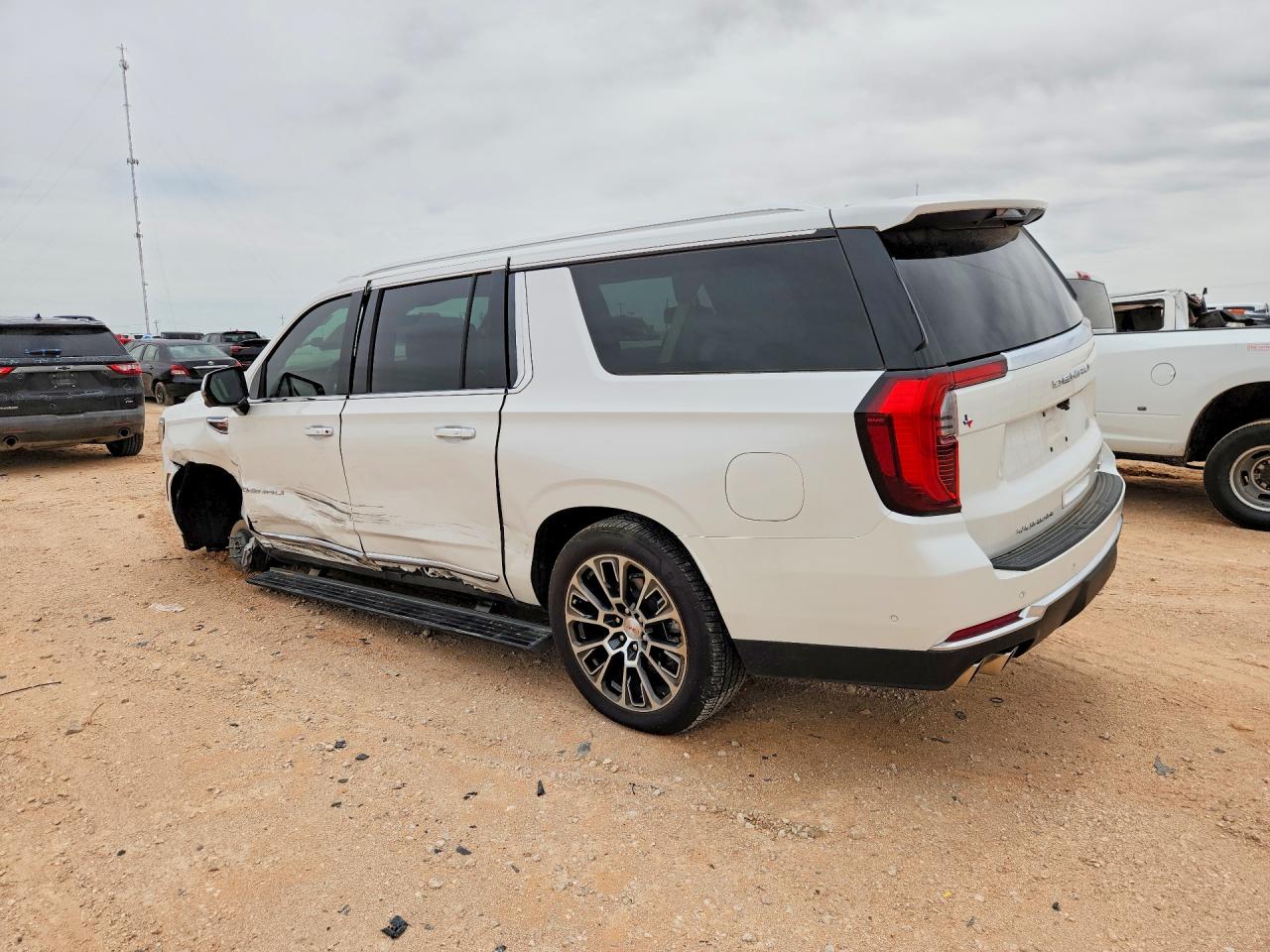 GMC Yukon Denali