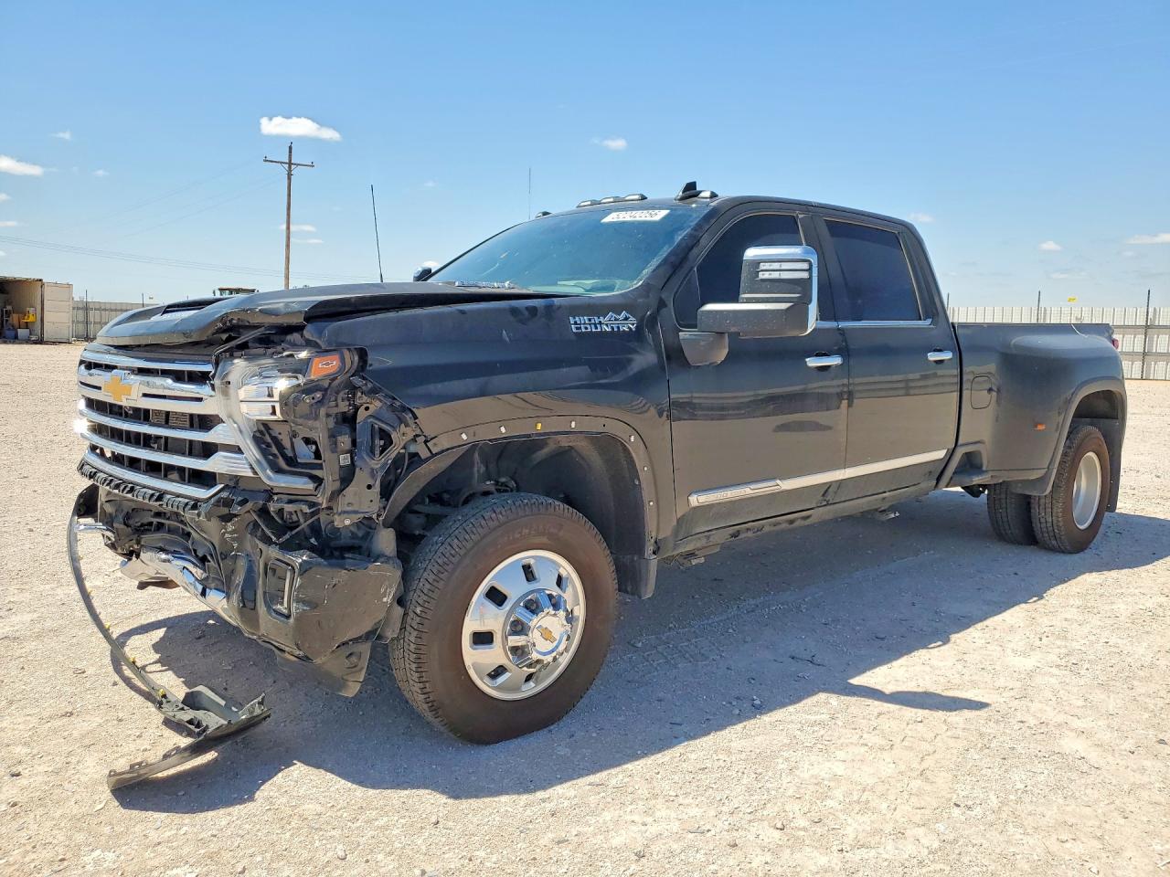 Salvage Chevrolet Silverado Image