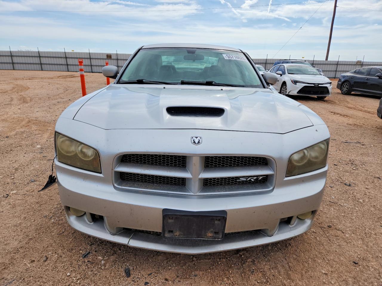 Dodge Charger Srt-8