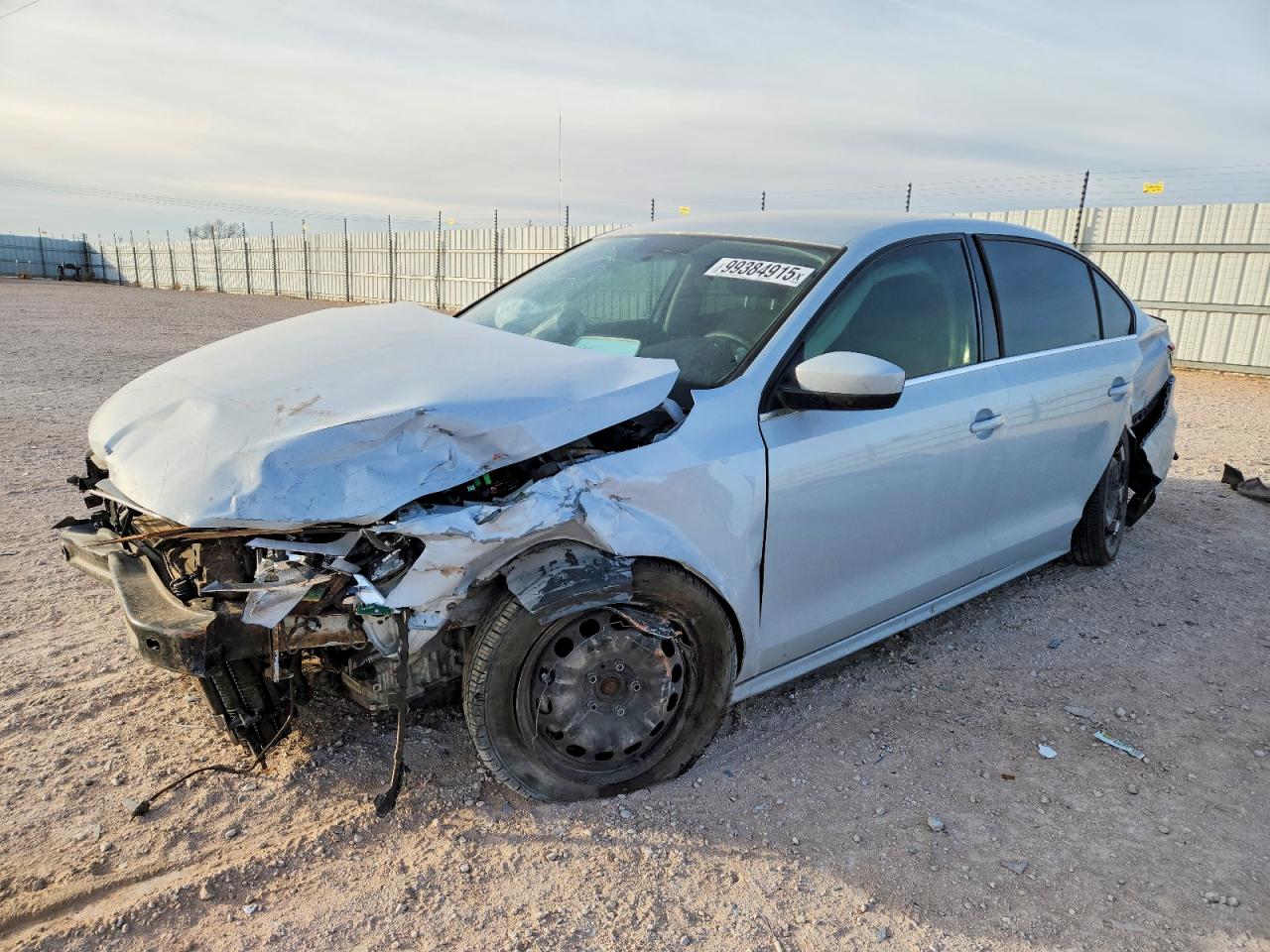 Salvage Volkswagen Jetta Image