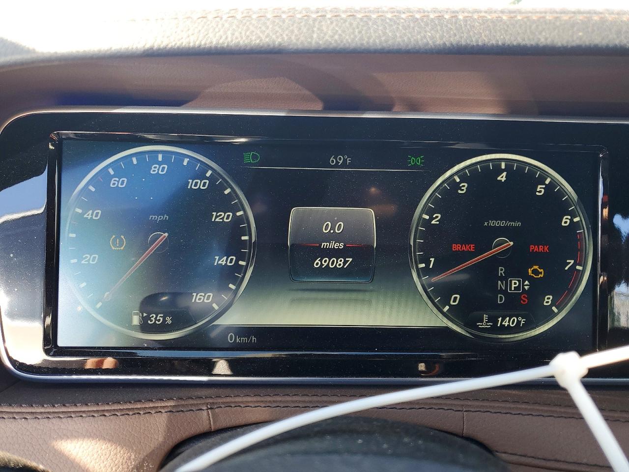 Mercedes-Benz S-Class 550