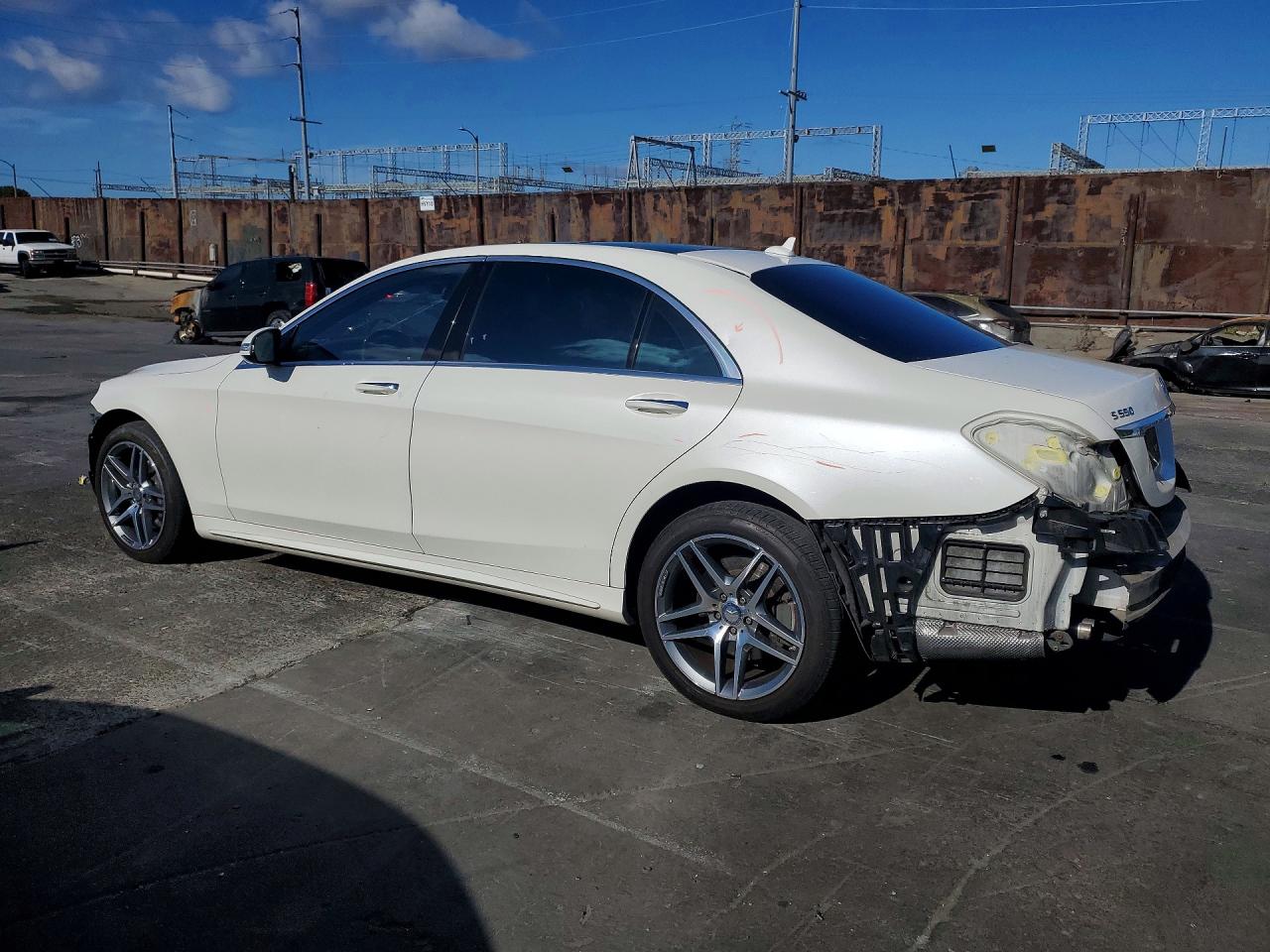 Mercedes-Benz S-Class 550