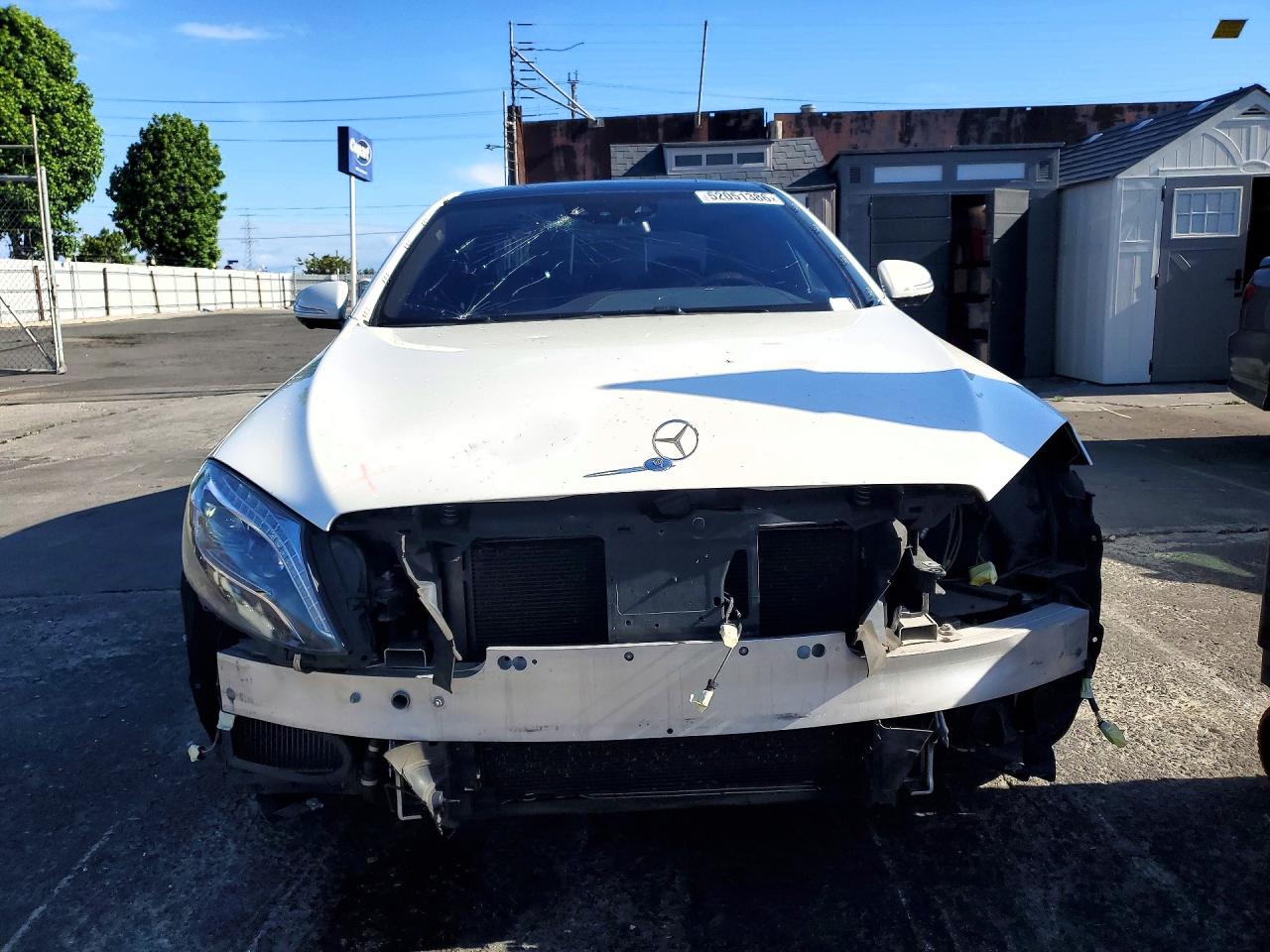 Mercedes-Benz S-Class 550