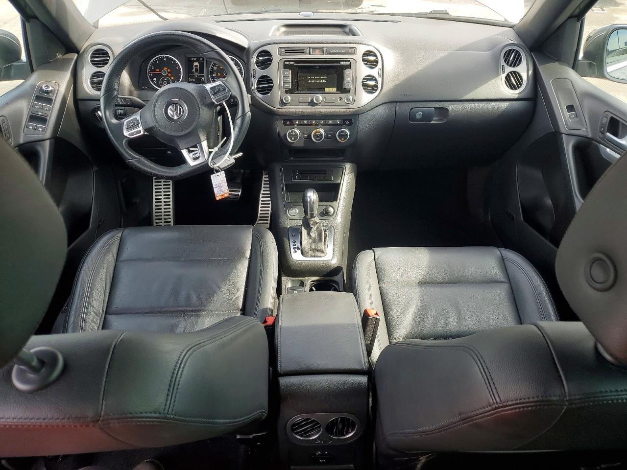 Volkswagen Tiguan S