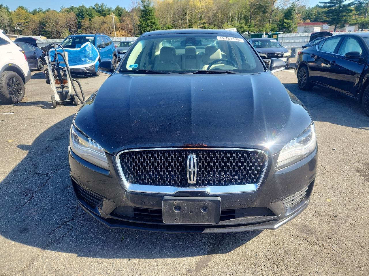 Lincoln MKZ Reserve