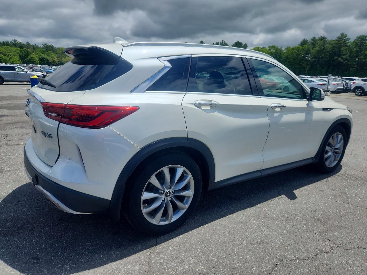 INFINITI Qx Luxe