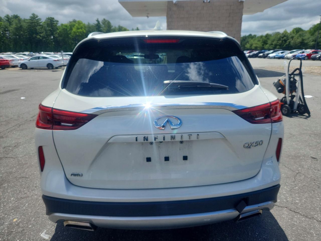 INFINITI Qx Luxe