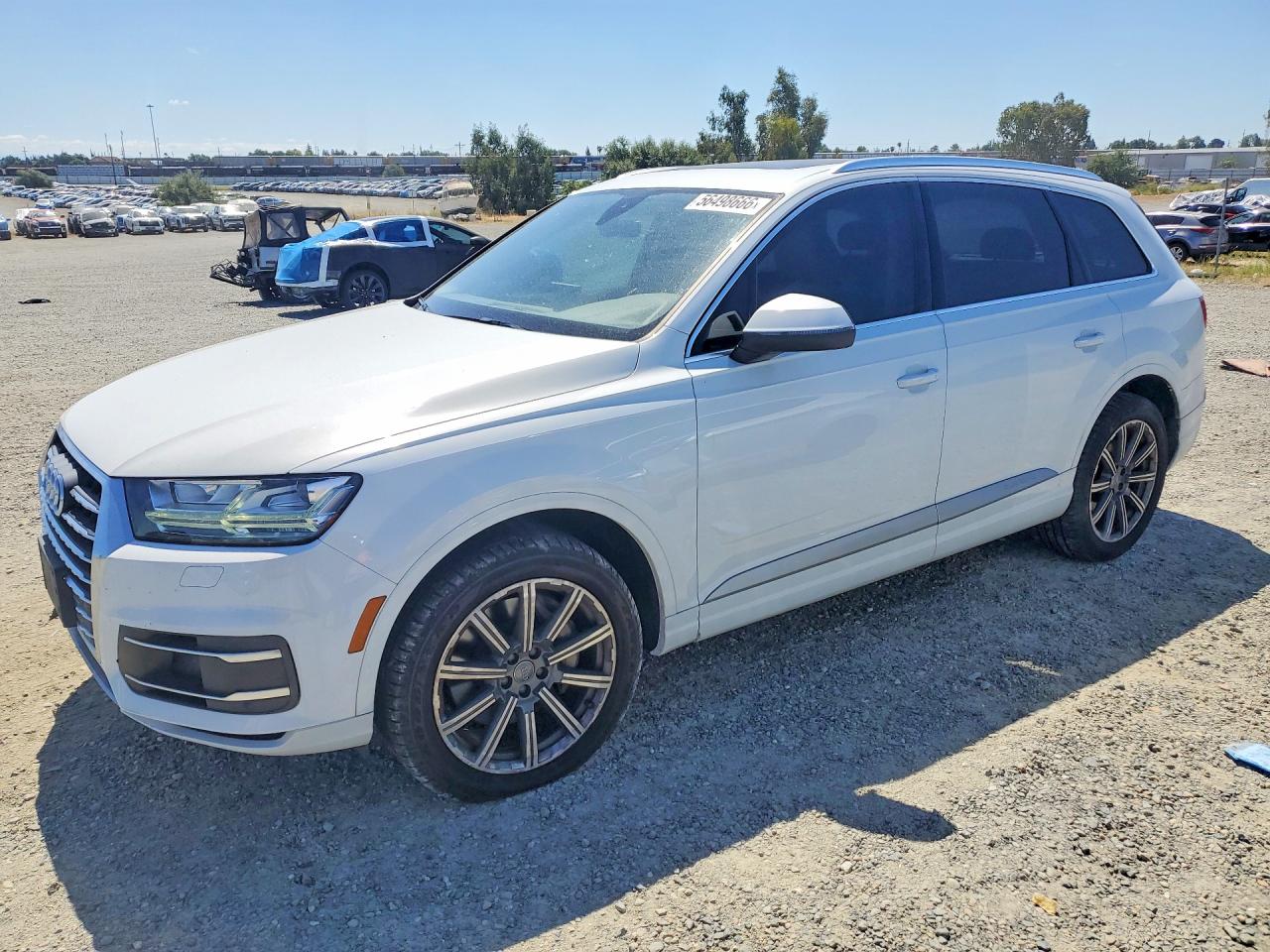 Salvage Audi Q7 Image