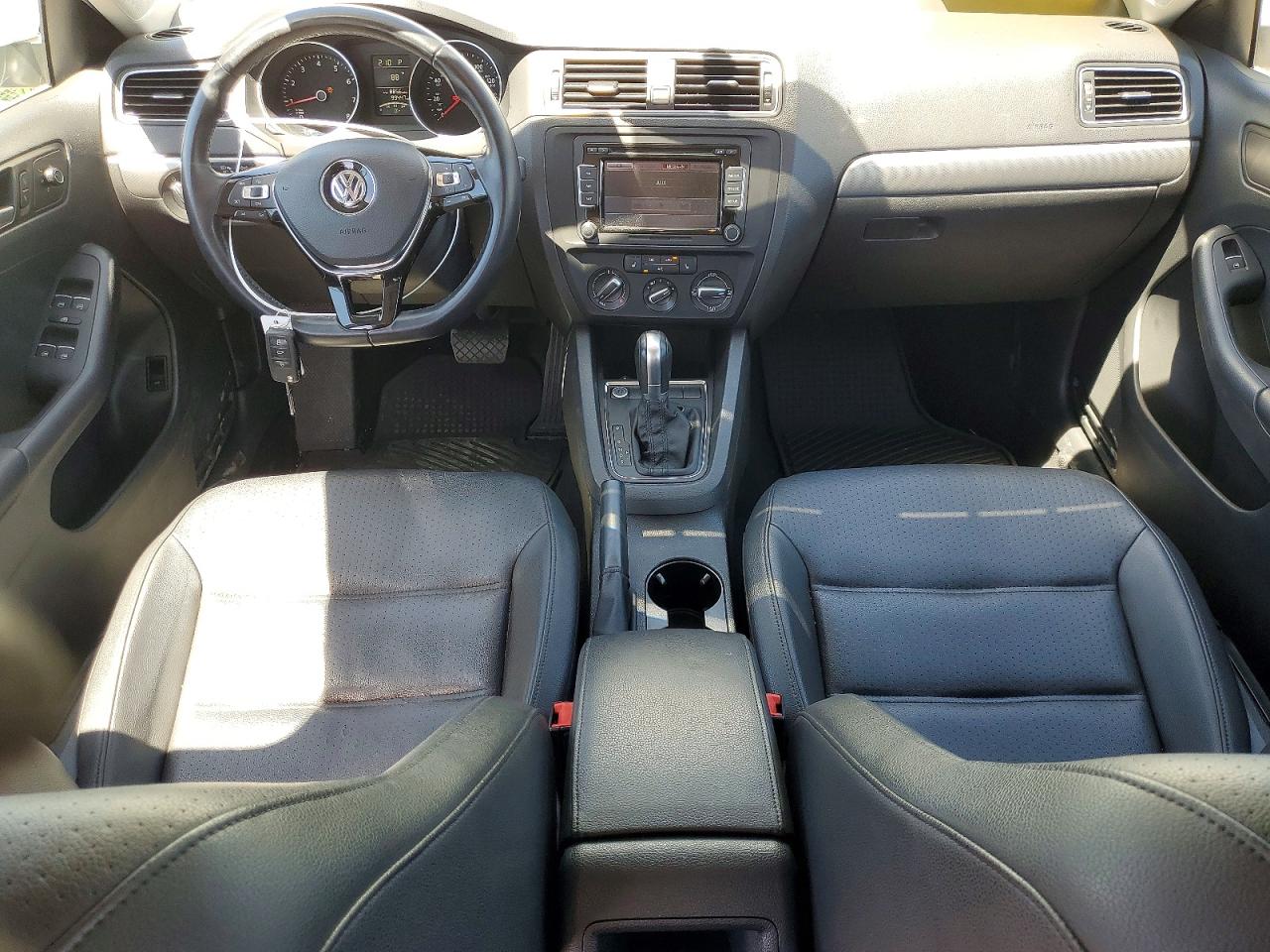 Volkswagen Jetta Se
