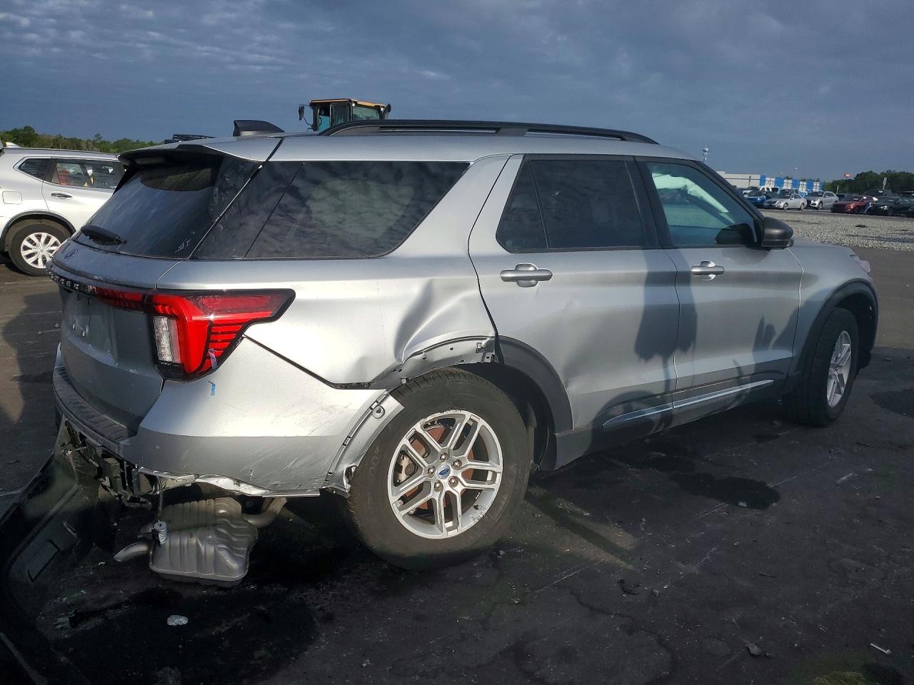 Ford Explorer Active