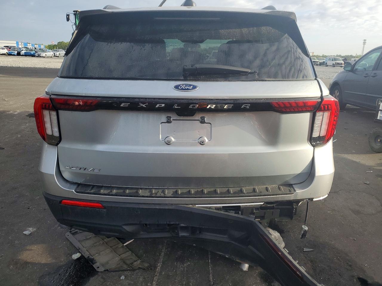 Ford Explorer Active