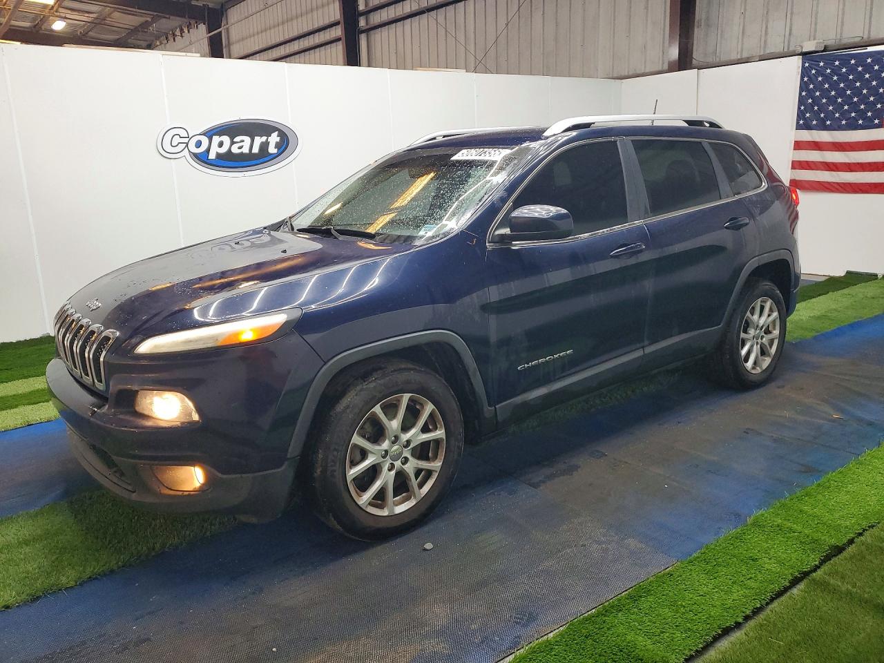 Salvage Jeep Cherokee Image