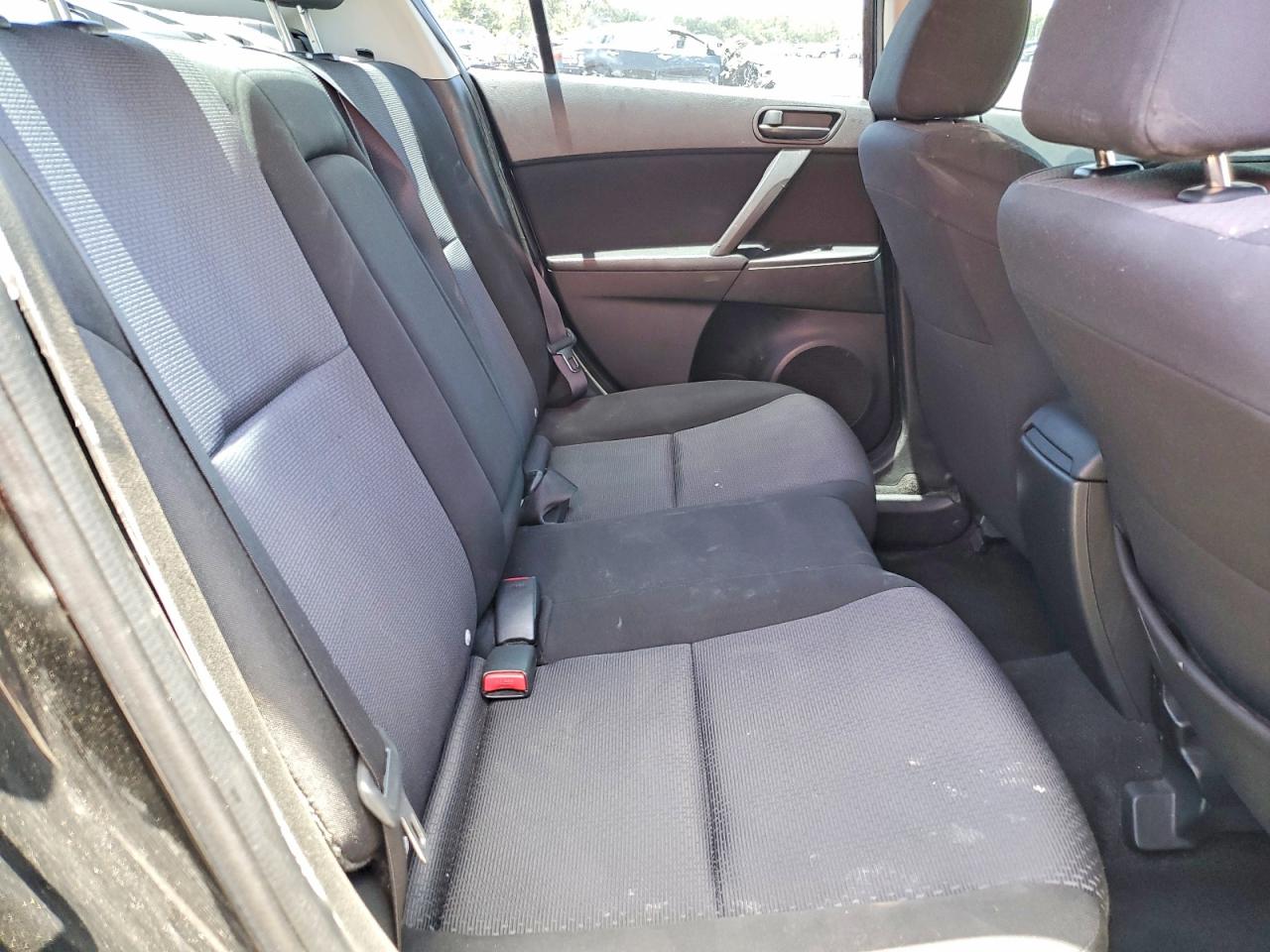Mazda 3 I
