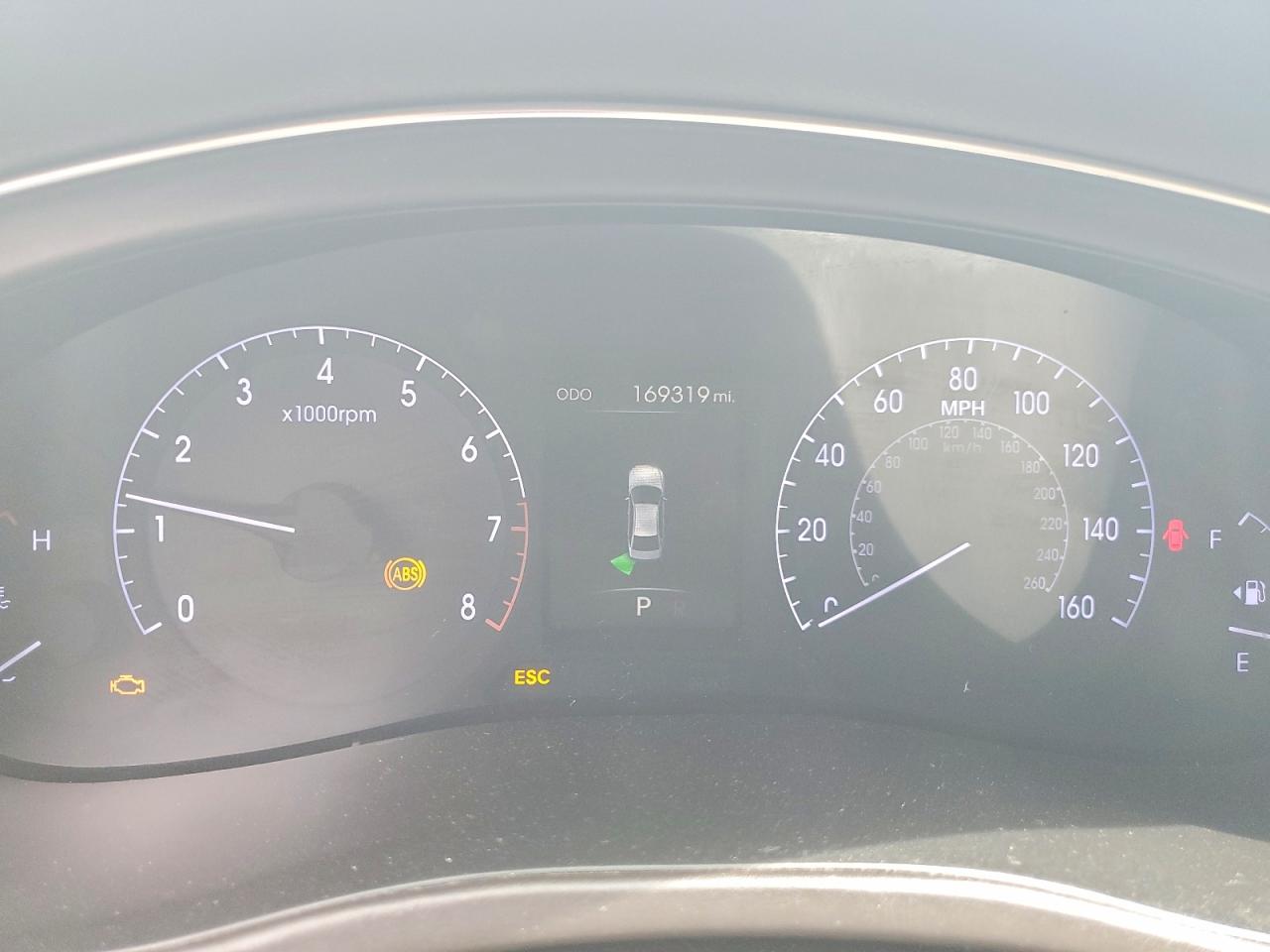 Hyundai Genesis 3.8l