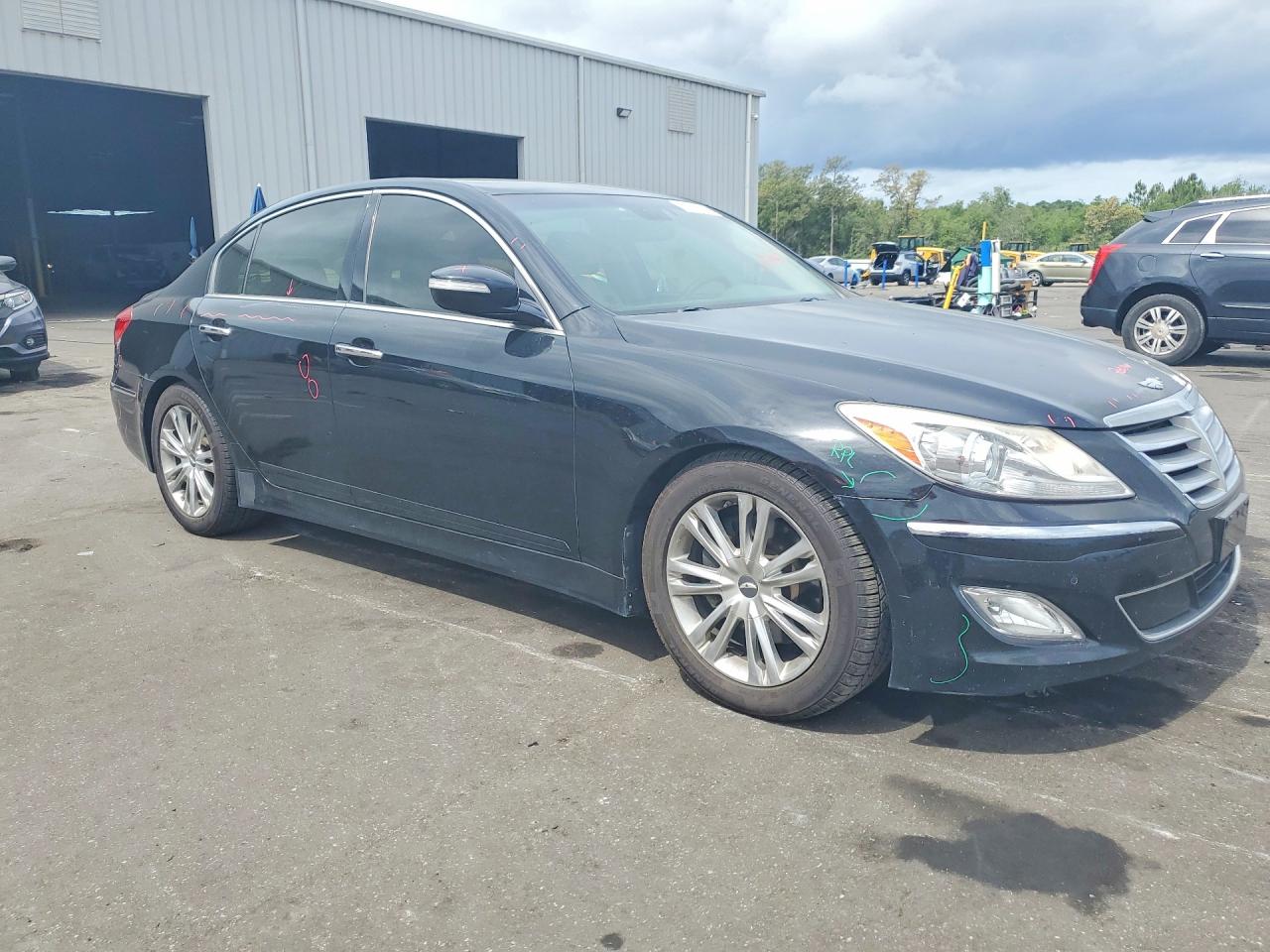 Hyundai Genesis 3.8l
