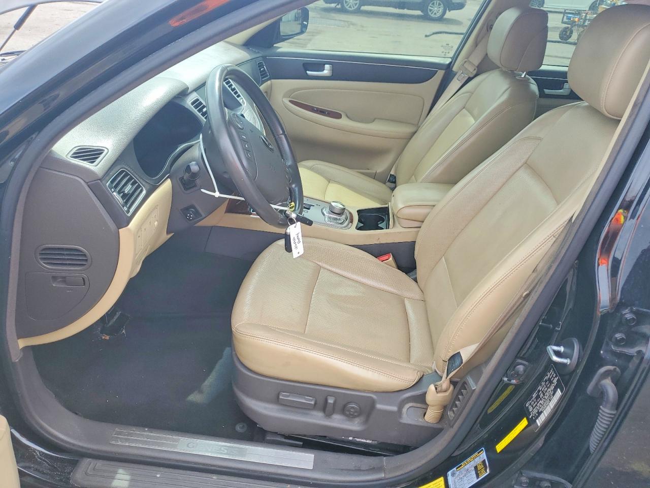 Hyundai Genesis 3.8l