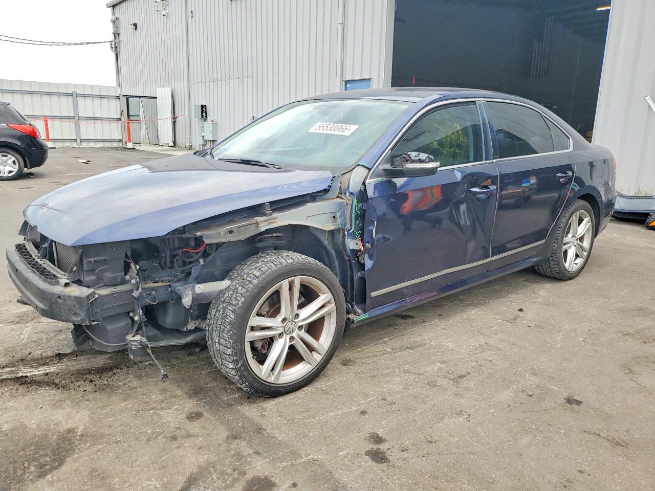 Salvage Volkswagen Passat Image